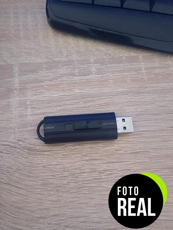 amazon-basics-memoria-usb-foto-3