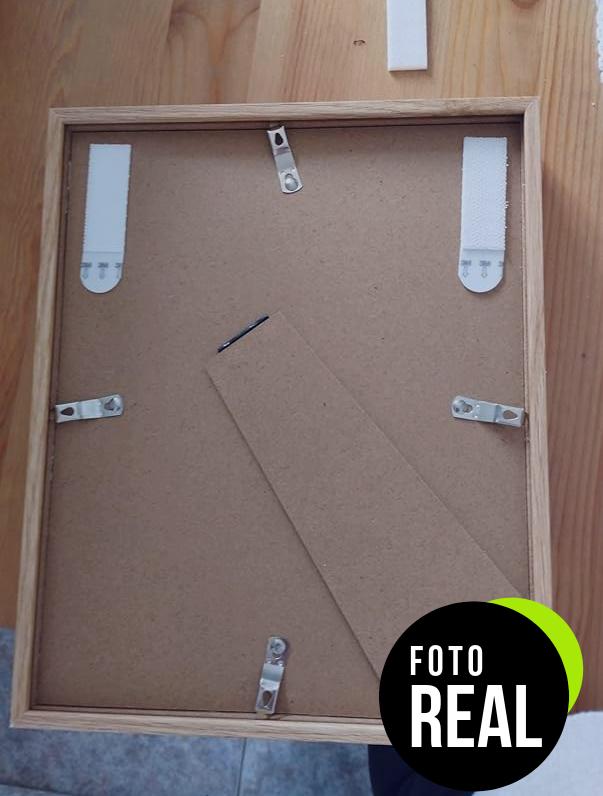 command-tiras-adhesivas-medianas-foto-1