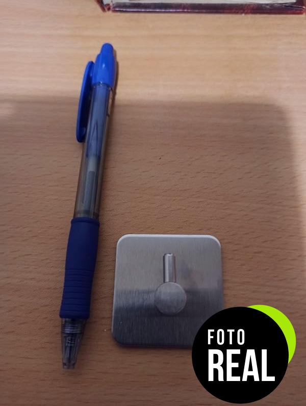 smile-ganchos-adhesivos-foto-3