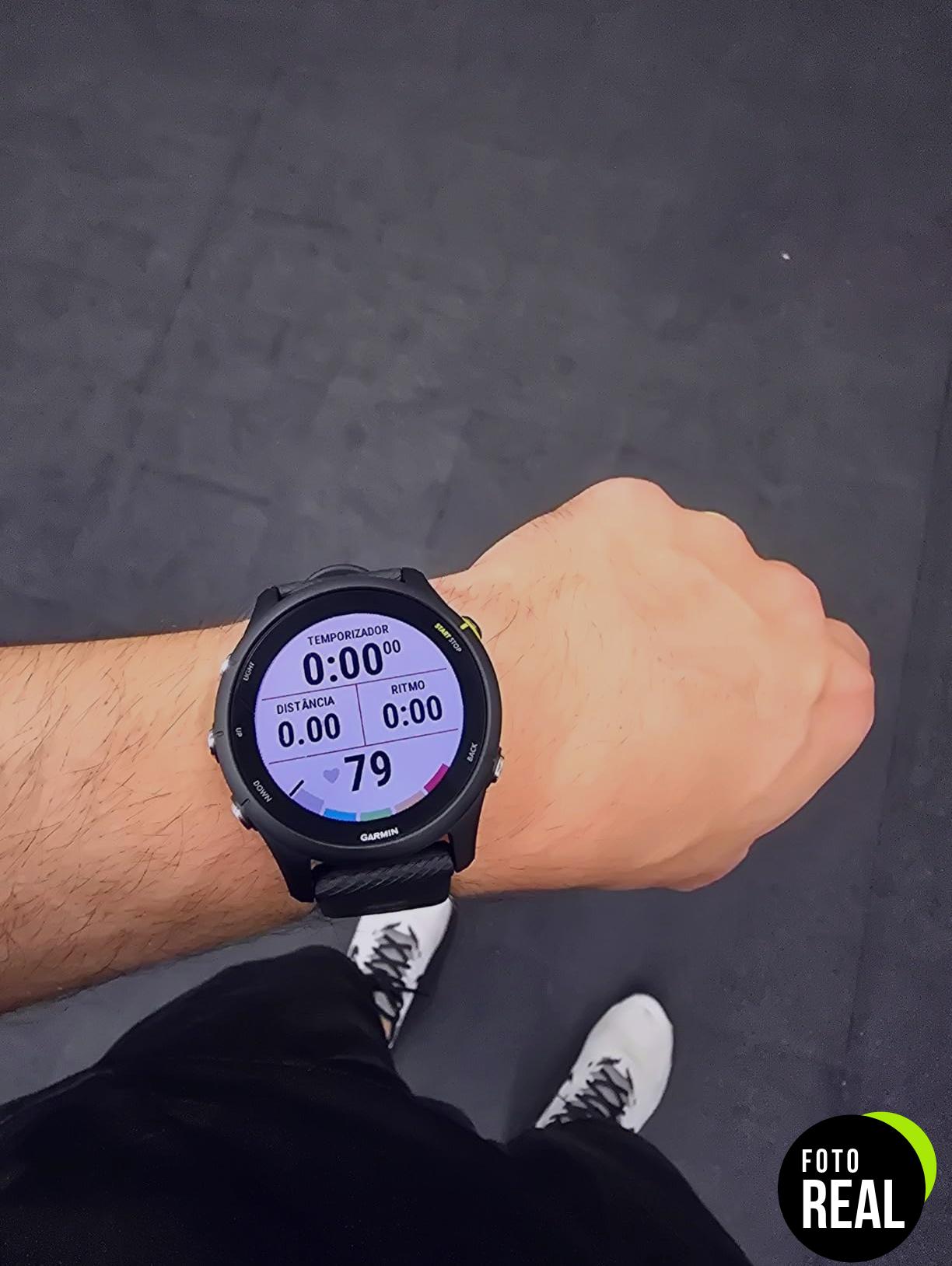 Garmin-forerunner-255-foto-3